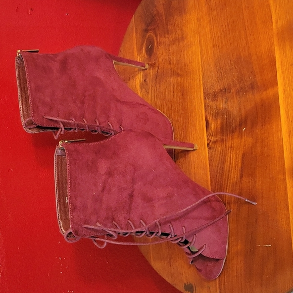 Just Fab Maroon-Lace up 4" Heels - Size 8.5 - Picture 4 of 7